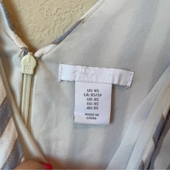 Pure US Striped Jumpsuit - Picture 4 of 6